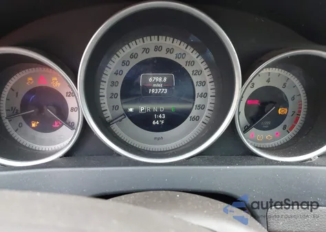 2013 Mercedes-Benz C 250 Sport из США, поврежденный, VIN WDDGF4HB7DA842866